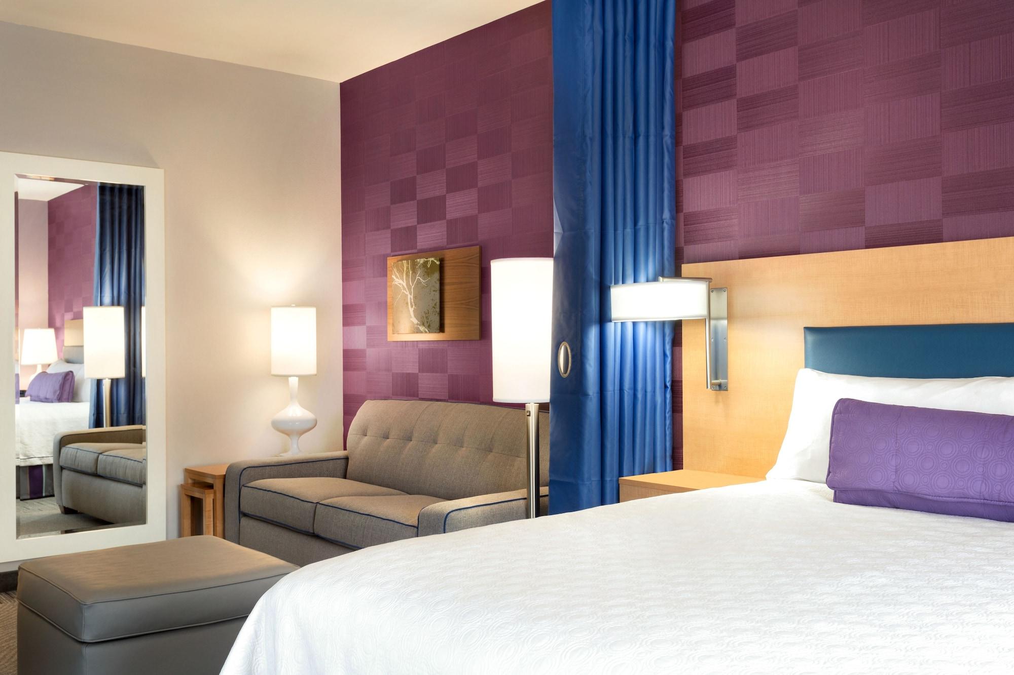 Home2 By Hilton Downtown Hotel 3*
