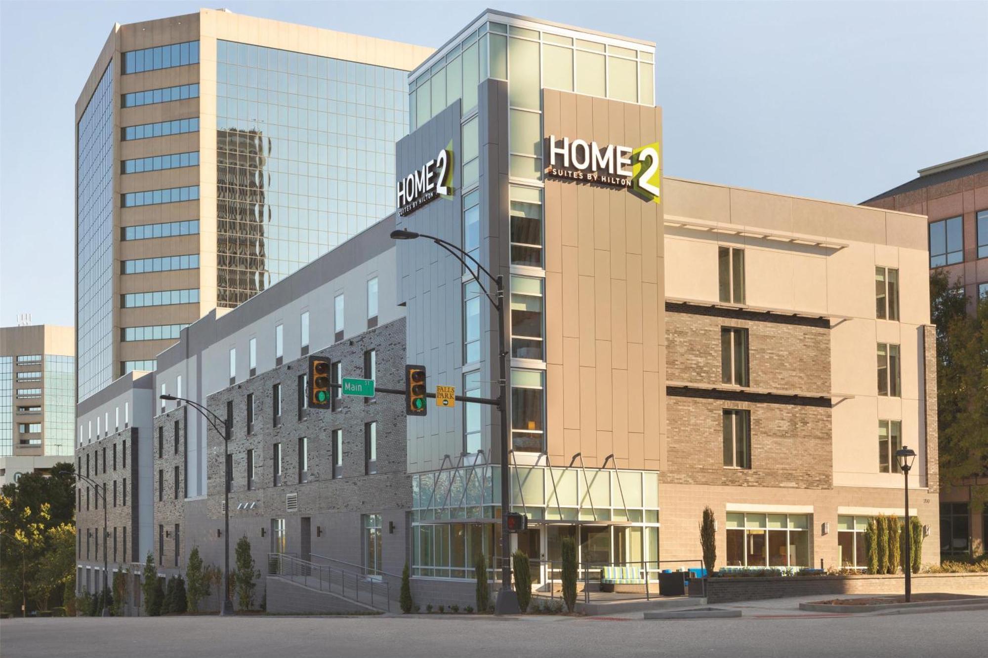 Home2 By Hilton Downtown 3* Greenville