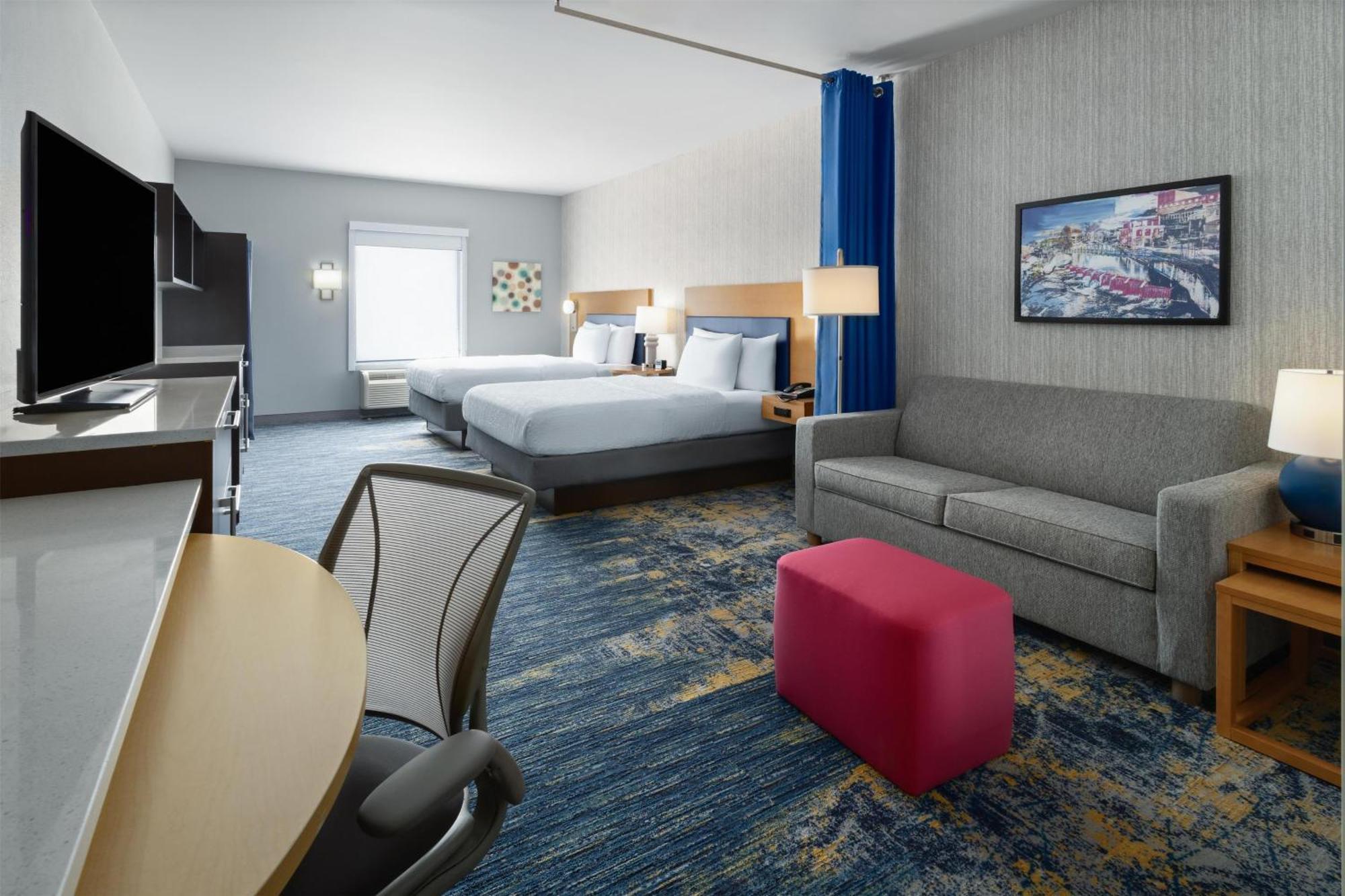 Hotel Home2 By Hilton Downtown 3*