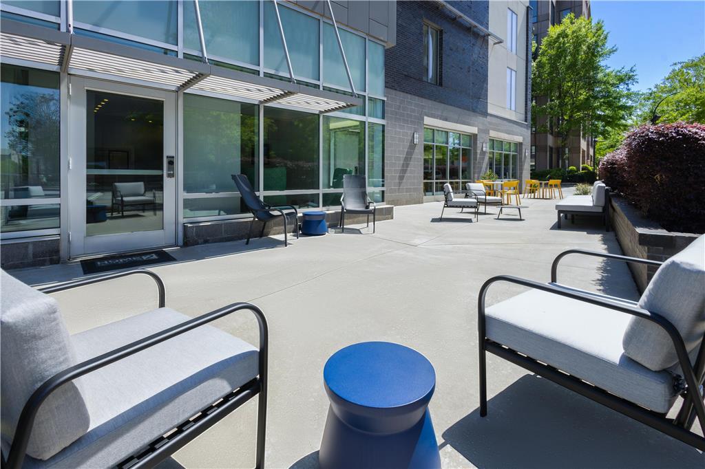 Home2 By Hilton Downtown 3*